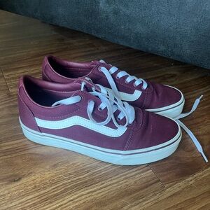 Women’s Maroon Vans
